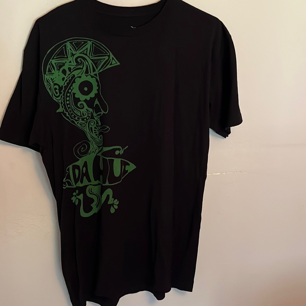 SOLD ✔️  Mens Dahui Tee-Shirt!